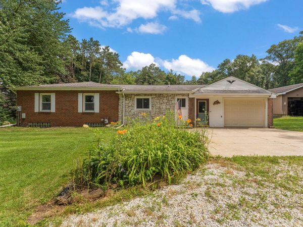 1244 W Springville Road, La Porte, IN 46350