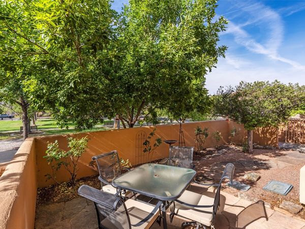 51 Canada Del Rancho , Unit D, Santa Fe, NM 87508