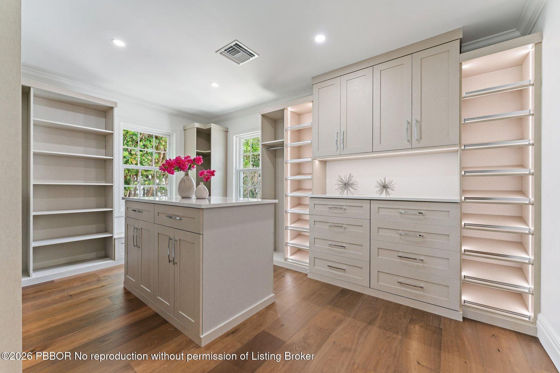 43 N Beach Road, Jupiter Island, FL 33455 Photo
