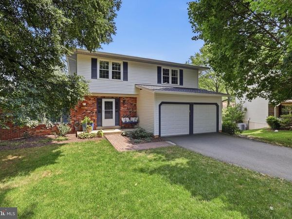 9825 WOLCOTT DRIVE, BURKE, VA 22015