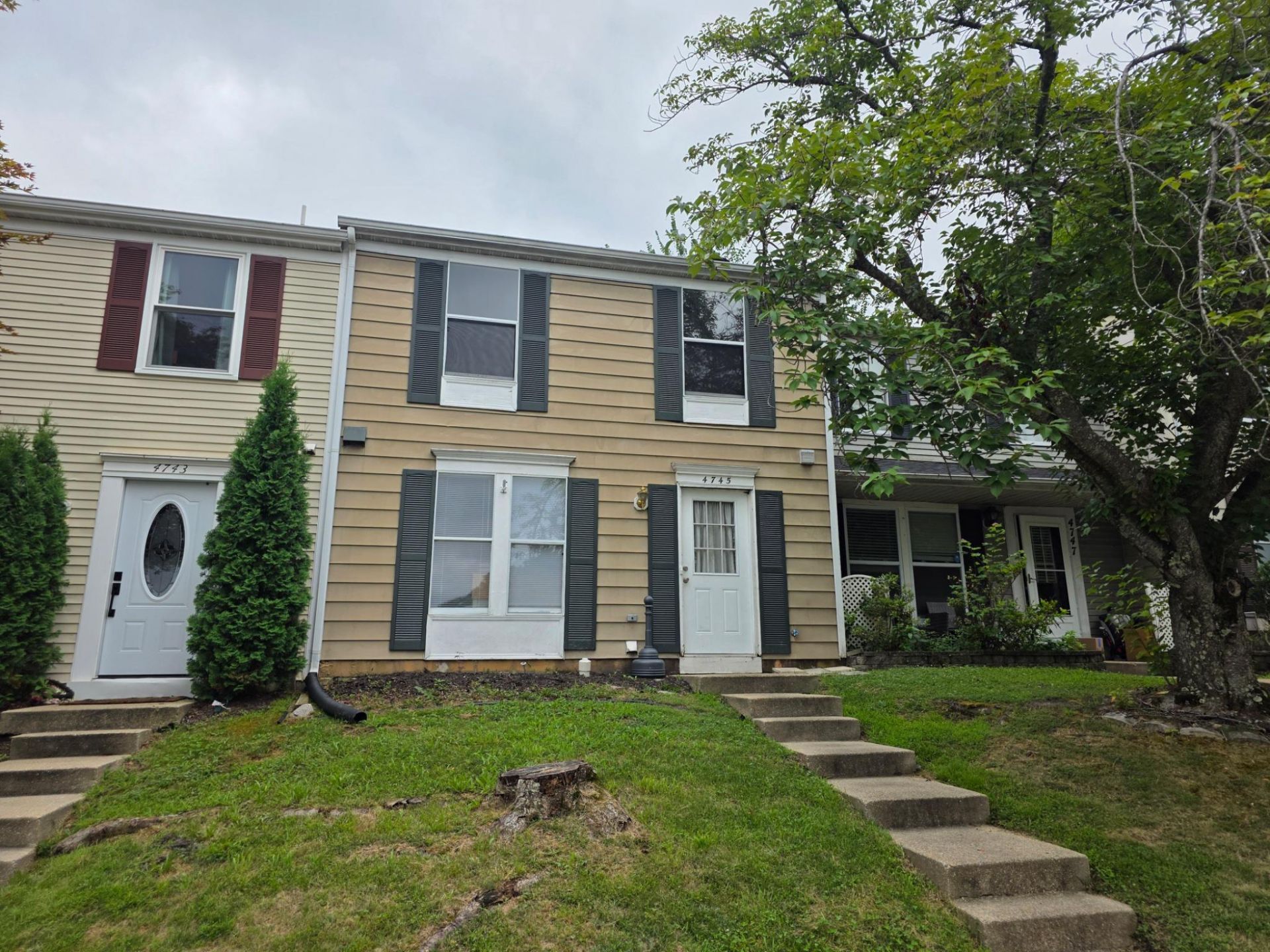 4745 Hedrick Lane, Woodbridge, VA 22193 Main Photo