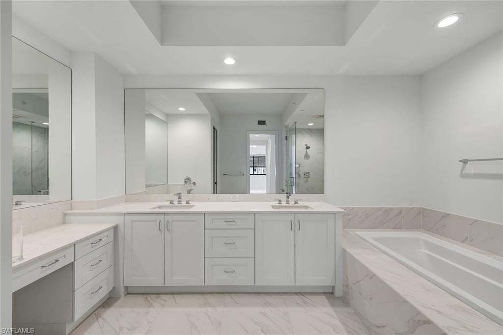 1135 3rd Ave S, Unit 318, Naples, FL 34102 Photo