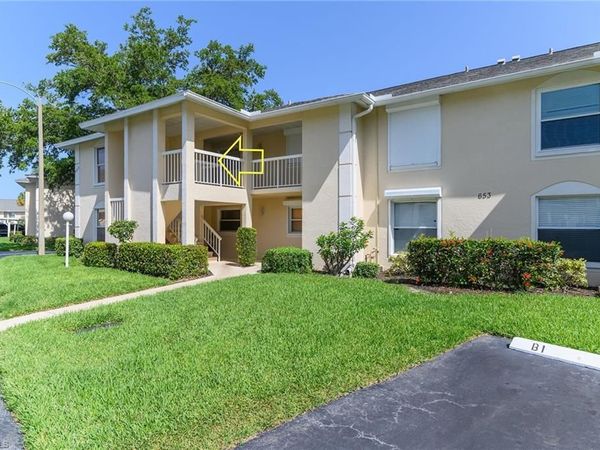 653 Squire CIR , Unit 201, NAPLES, FL 34104