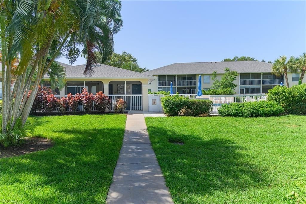 653 Squire Cir , Unit 201, Naples, FL 34104 Photo