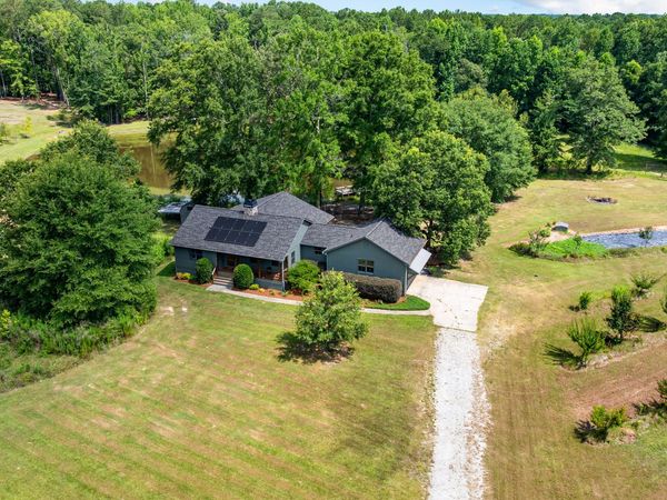 456 W McIntosh Road, Brooks, GA 30205