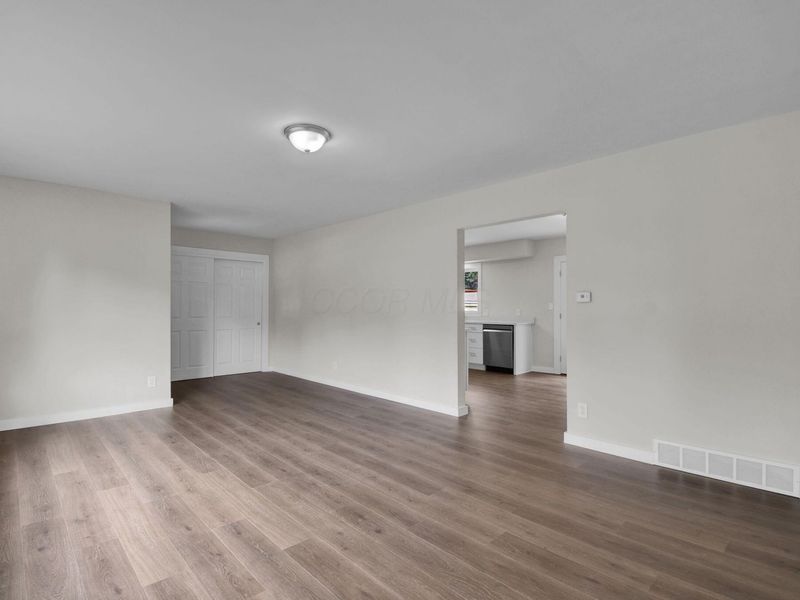 36 N Vernon Avenue, Newark, OH 43055 Photo 7