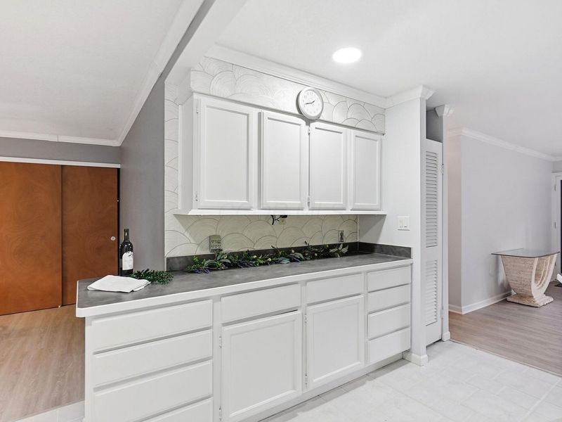 554 Brookside Drive , Columbus, OH 43209 Photo 17