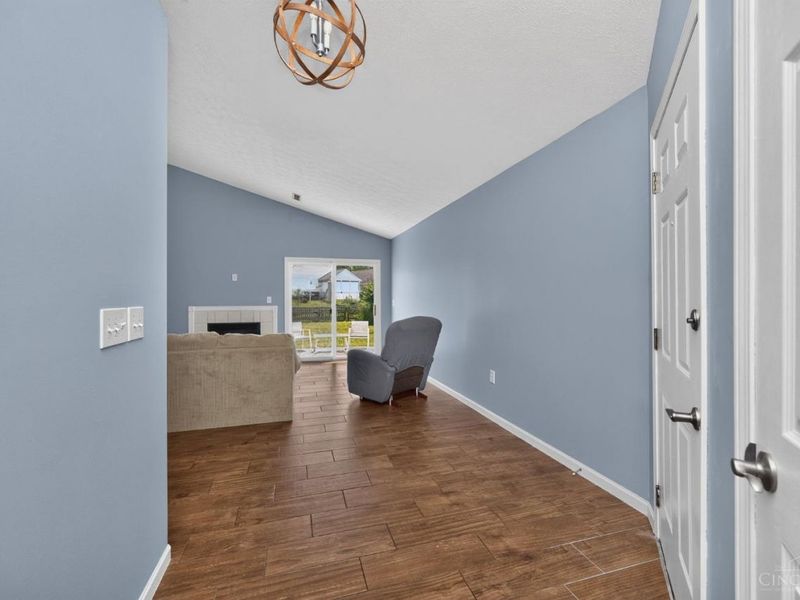 7724 Hillsdowne Circle, Maineville, OH 45039 Photo 13