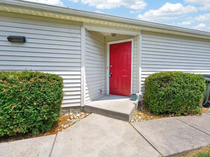 7724 Hillsdowne Circle, Maineville, OH 45039 Photo 5