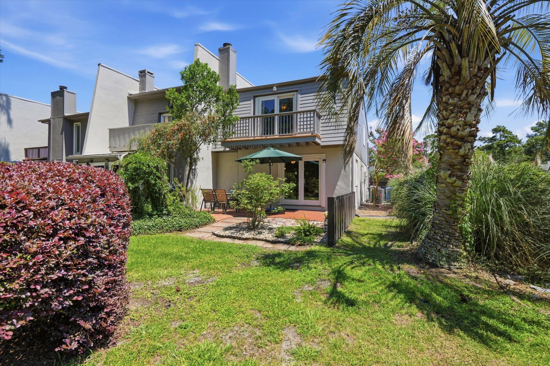 1001 Ventura Place Photo 32