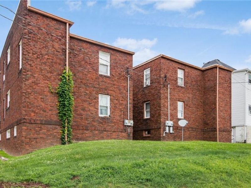1002 & 1004 Gaston Avenue, Cambridge, OH 43725 Photo 3