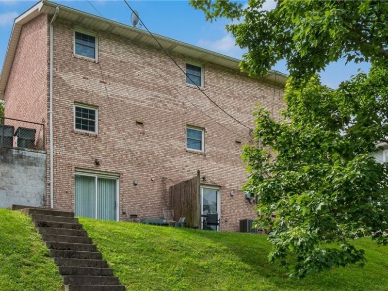 1941 & 1947 Creston Road, Cambridge, OH 43725 Photo 8