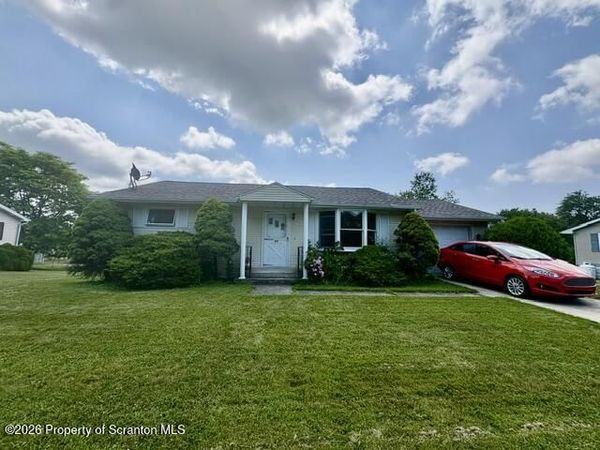 89 Laurel Lane, Taylor, PA 18517
