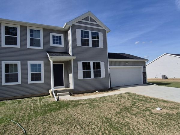1324 Clairmont Avenue, Napoleon, OH 43545