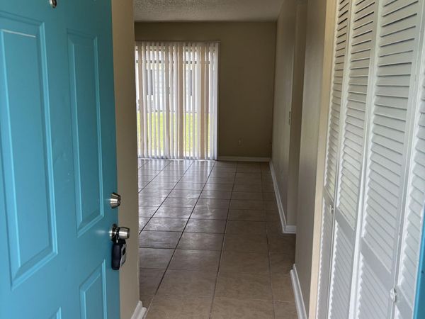 1529 PULLEN Road, Unit 3, Jacksonville, FL 32216