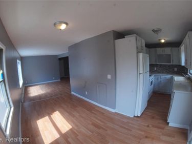 510 Pleasant Street, Unit 6, Charlotte, Mi 48813