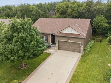 10502 S 27th Street, Bellevue, NE 68123