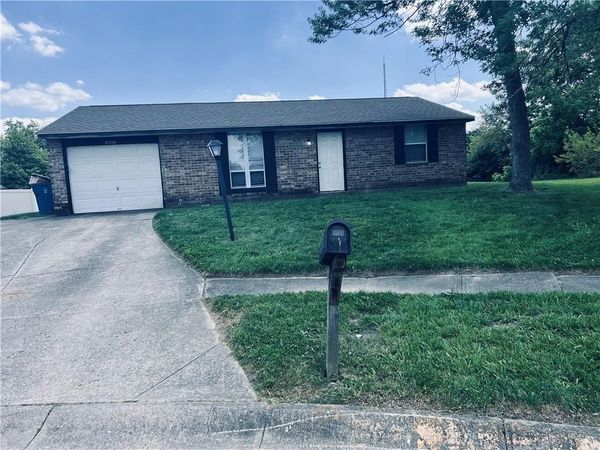 8258 Ivy Glen Circle, Huber Heights, OH 45424