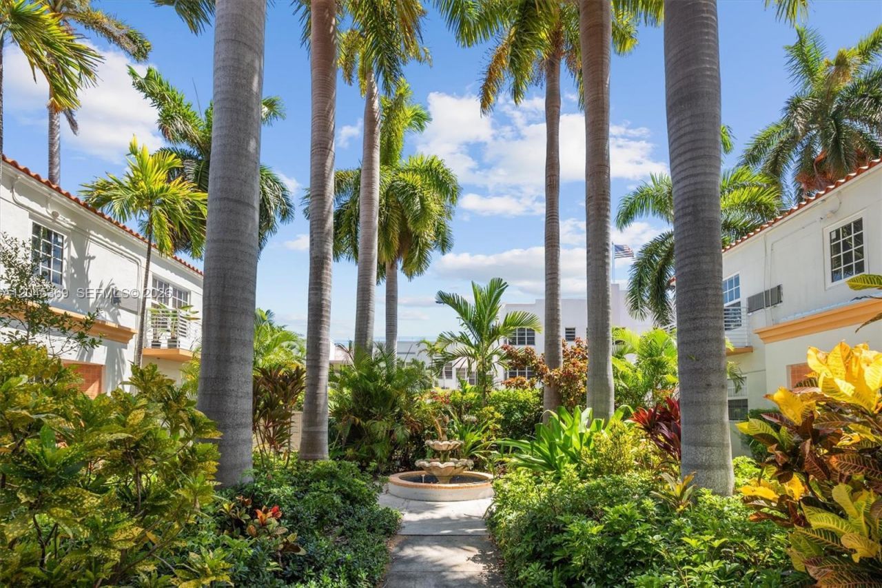 439 15th St , Unit 8, Miami Beach, FL 33139 Photo
