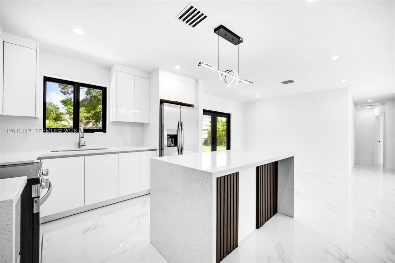 17221 NW 24th Pl , Miami Gardens, FL 33056 Photo