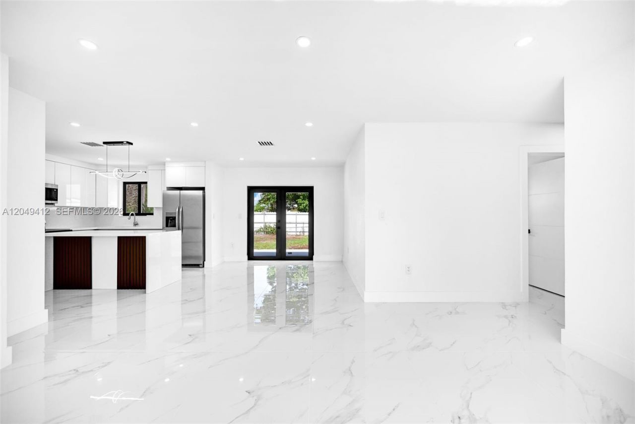 17221 NW 24th Pl , Miami Gardens, FL 33056 Photo