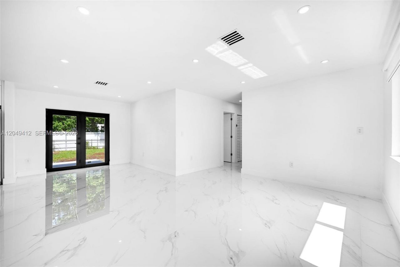 17221 NW 24th Pl , Miami Gardens, FL 33056 Photo