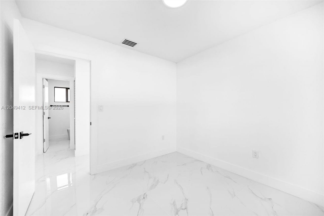 17221 NW 24th Pl , Miami Gardens, FL 33056 Photo