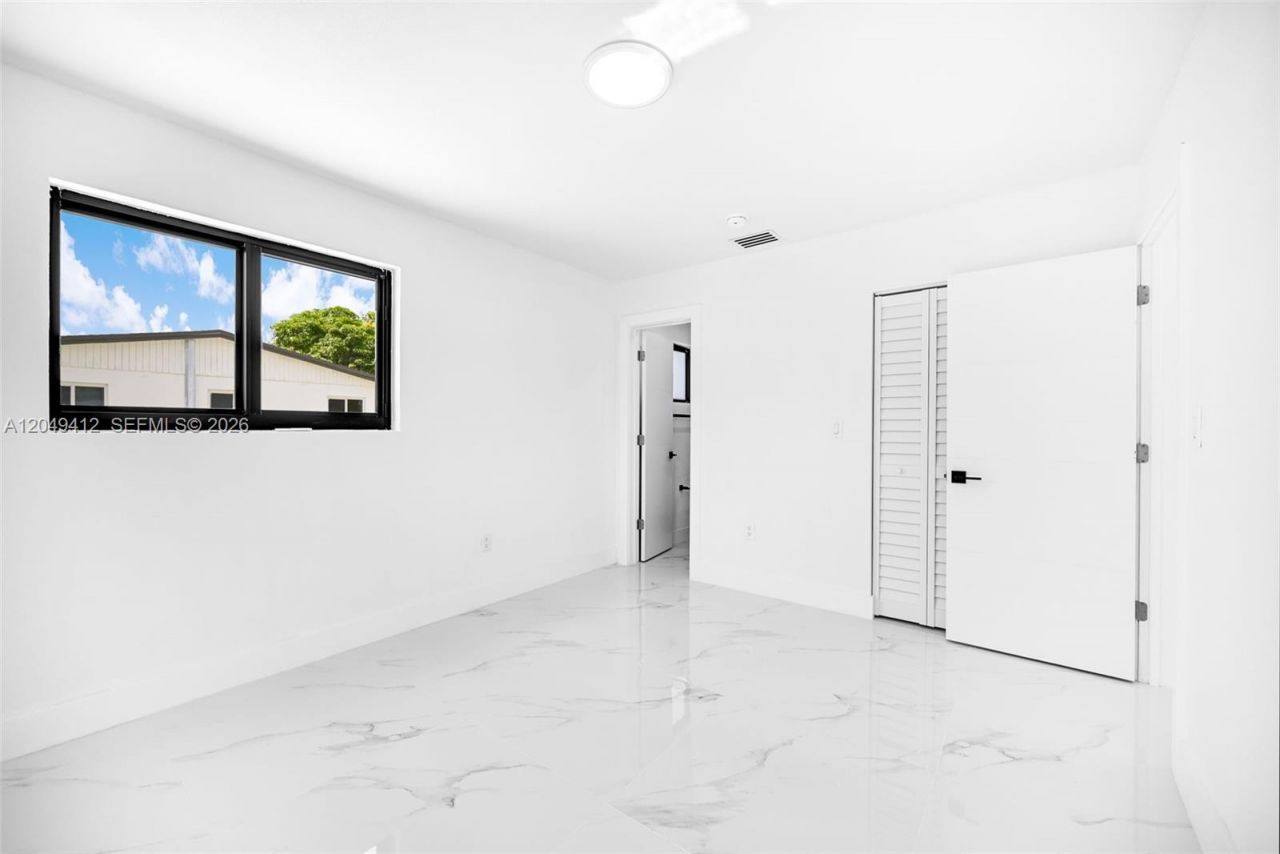 17221 NW 24th Pl , Miami Gardens, FL 33056 Photo