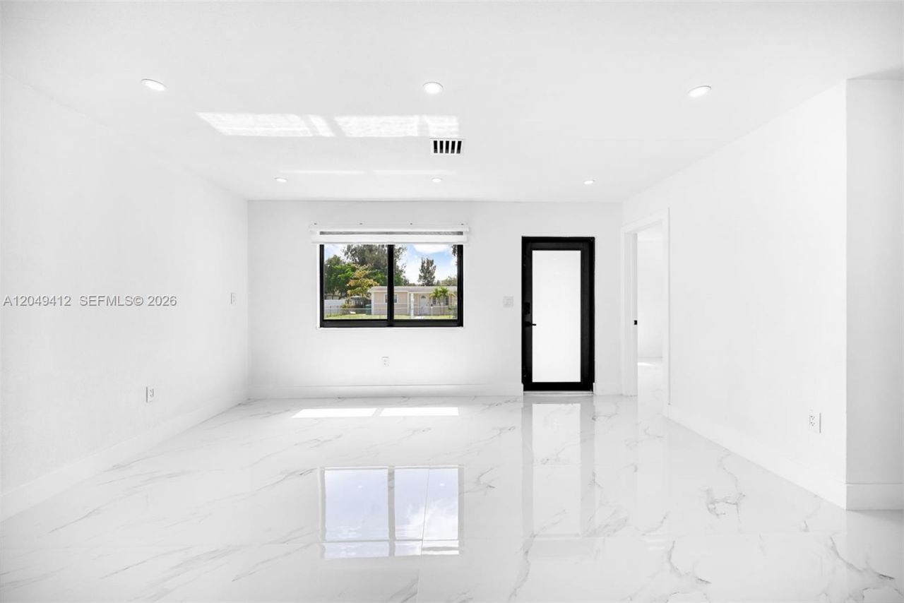 17221 NW 24th Pl , Miami Gardens, FL 33056 Photo