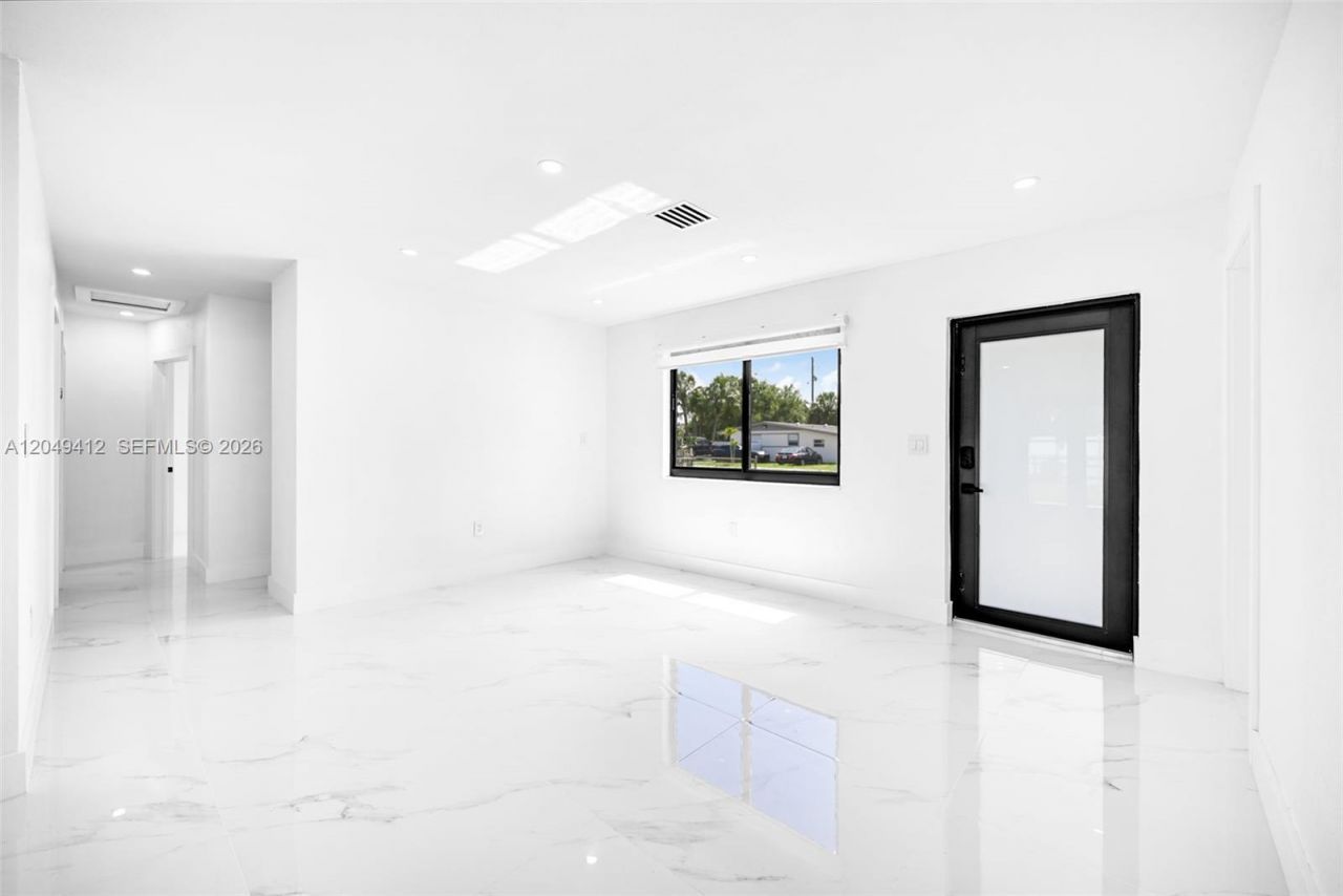 17221 NW 24th Pl , Miami Gardens, FL 33056 Photo