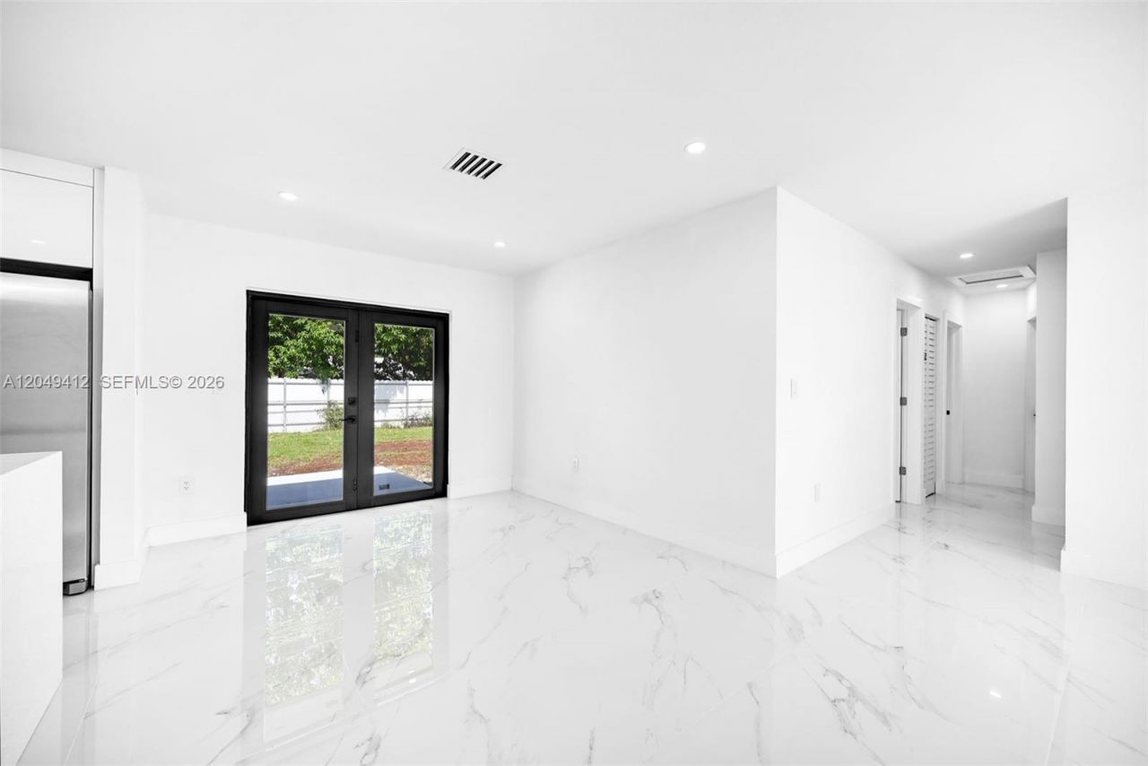 17221 NW 24th Pl , Miami Gardens, FL 33056 Photo