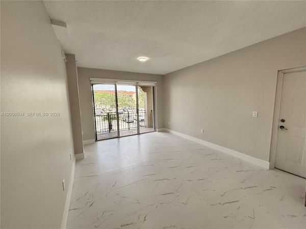 6440 NW 114th Ave, Unit 424, Doral, FL 33178