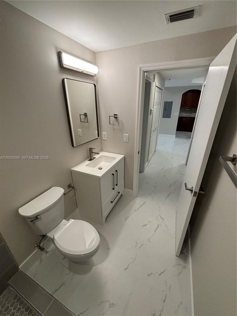 6440 NW 114th Ave, Unit 424, Doral, FL 33178 Photo