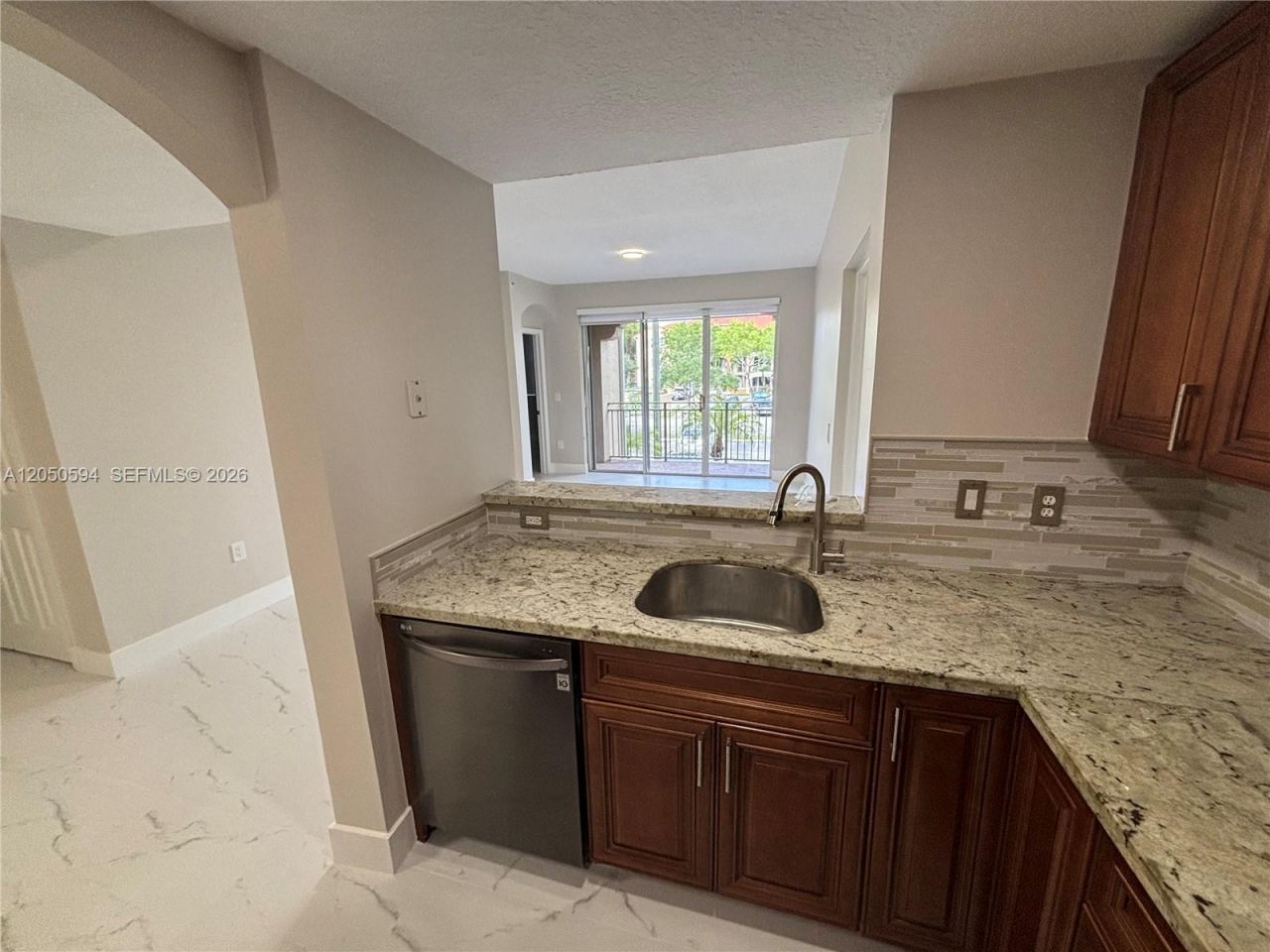 6440 NW 114th Ave, Unit 424, Doral, FL 33178 Photo