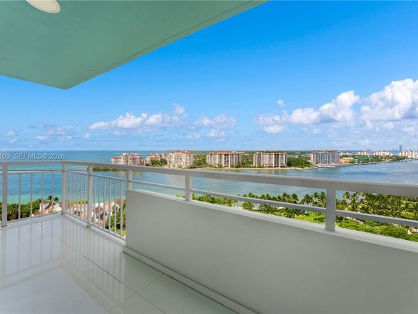 400 S Pointe Dr, Unit 1805, Miami Beach, FL 33139