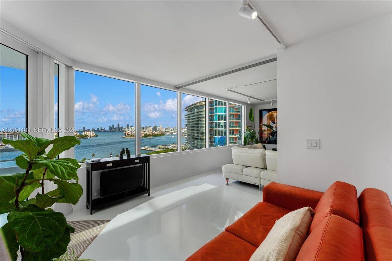 400 S Pointe Dr, Unit 1805, Miami Beach, FL 33139 Photo