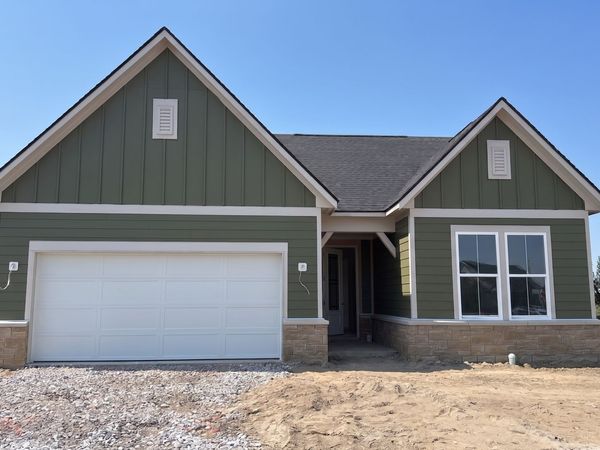 864 Alumroot Drive , Greenwood, IN 46143