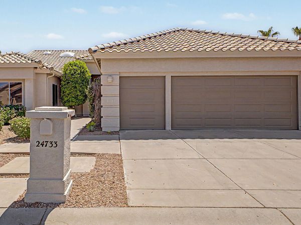 24733 S Saddletree Drive, Sun Lakes, AZ 85248