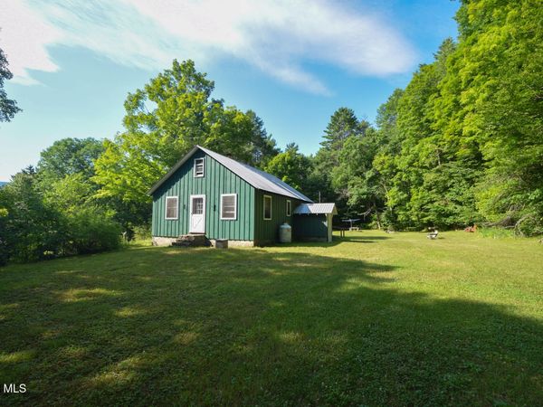 327 Wardsboro Road, Ticonderoga, NY 12836