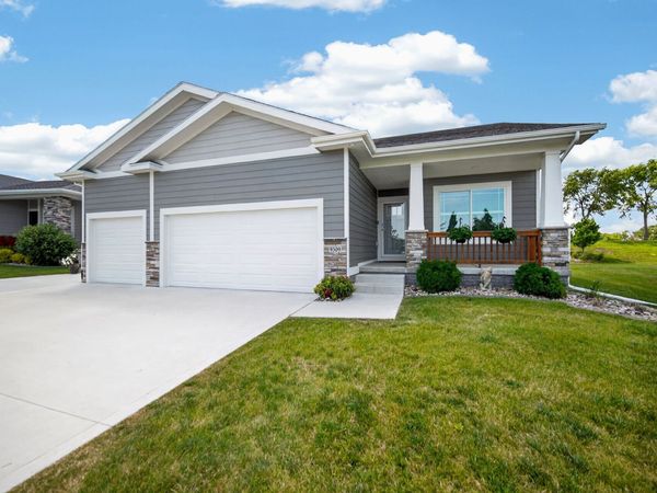 9309 Bellflower Lane, Norwalk, IA 50211