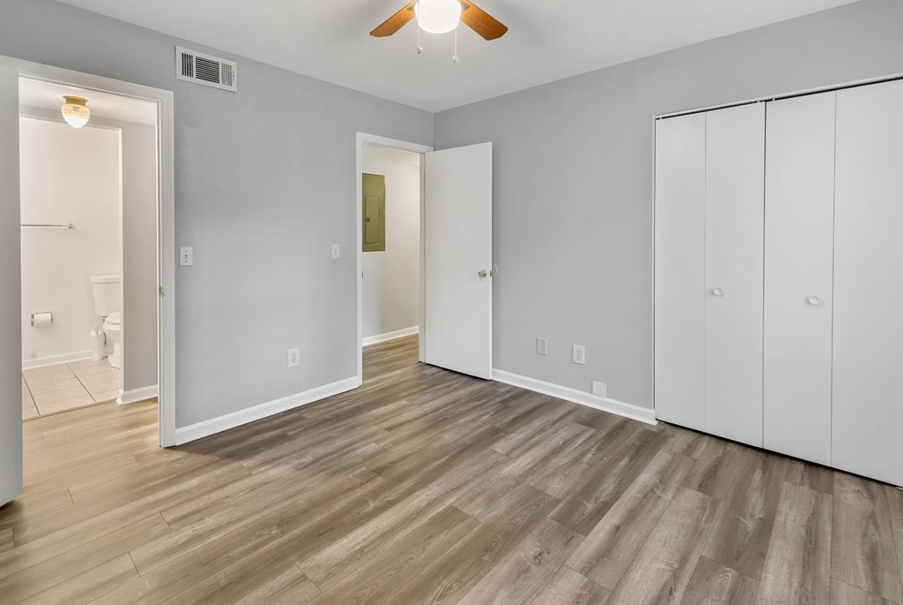 1356 Glenns Bay Rd. Photo 4