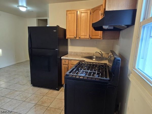 763 W Grand Ave, Unit 2 R, Rahway, NJ 07065