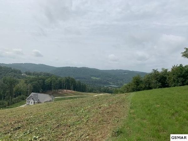 11 Mountain Way , Sharps Chapel, TN 37866