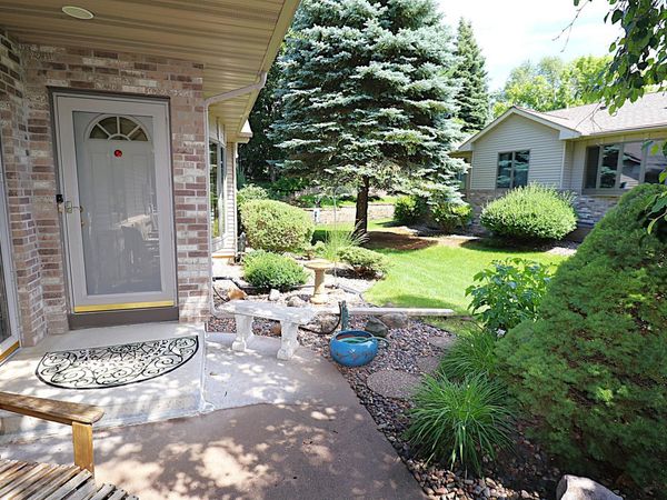 829 Autumn Way, Stillwater, MN 55082