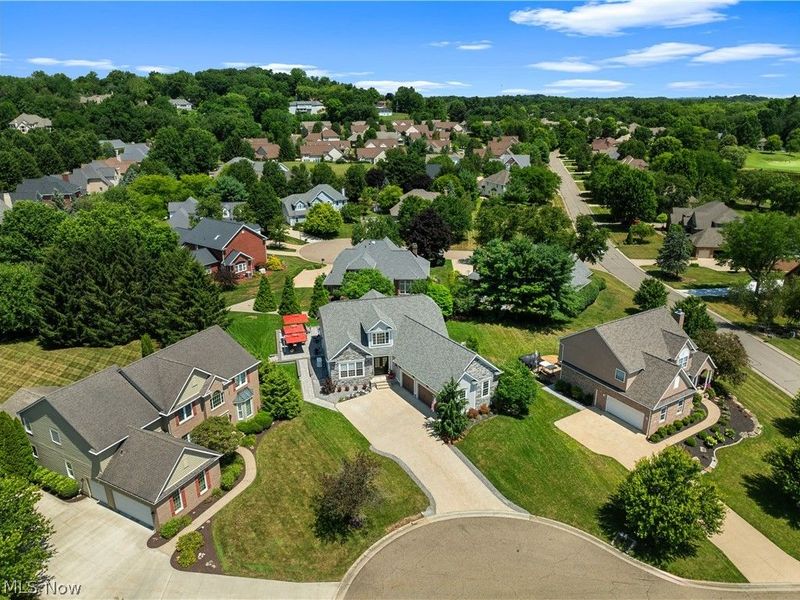 6467 Friarwood Circle NW, Canton, OH 44718 Photo 3