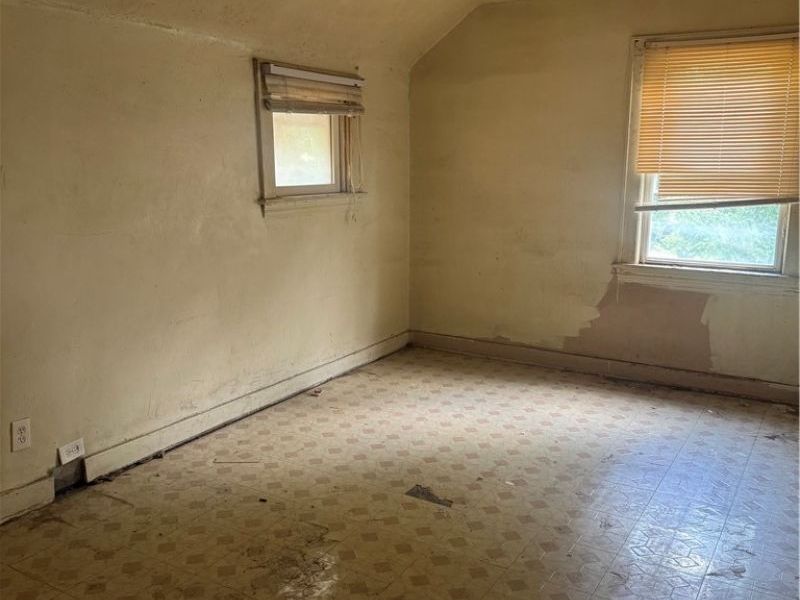 1734 Hillview Road, Cleveland, OH 44112 Photo 10