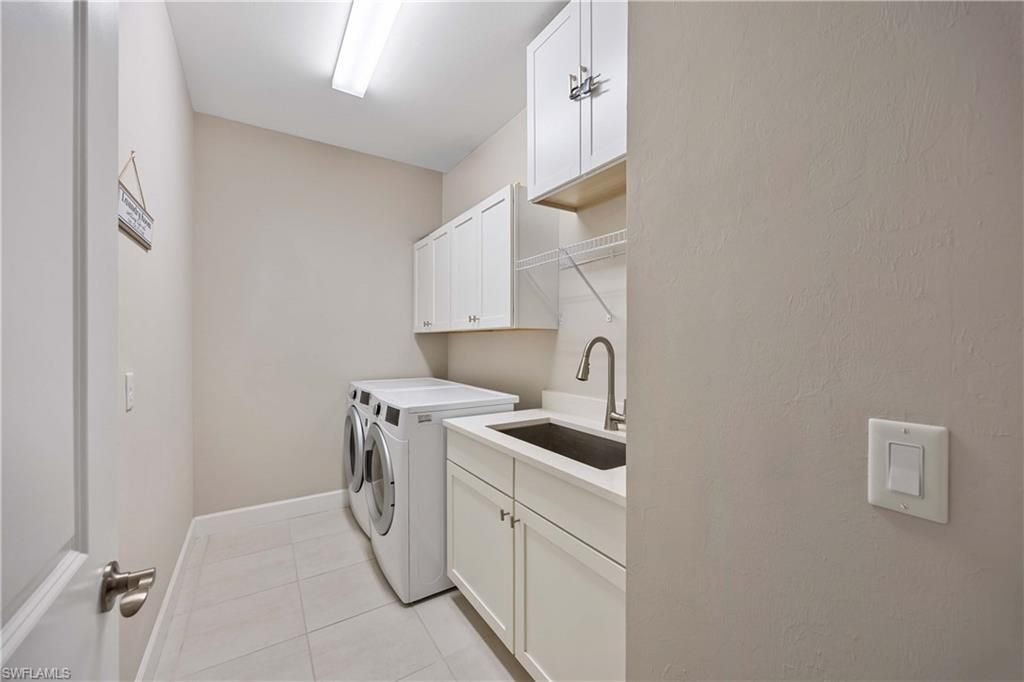 8110 Calle Canovas St, Unit A, Naples, FL 34114 Photo