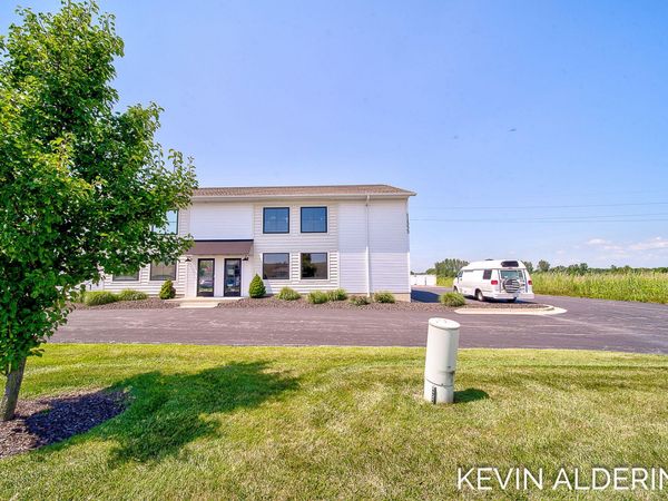 11555 Crossings Court, Holland, MI 49424