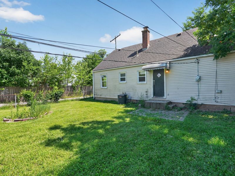 1748 Audrey Road, Columbus, OH 43224 Photo 2