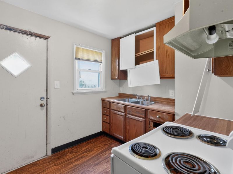 1748 Audrey Road , Columbus, OH 43224 Photo 6